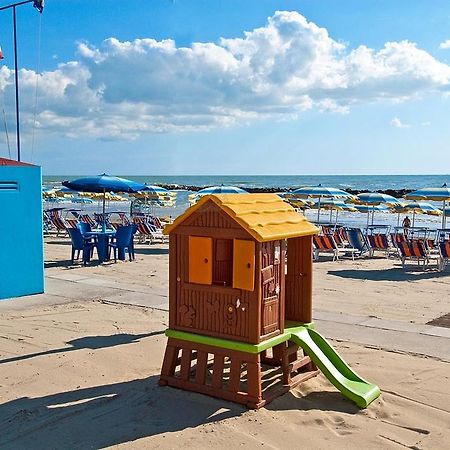 Hotel Europa Cupra Marittima Exteriér fotografie