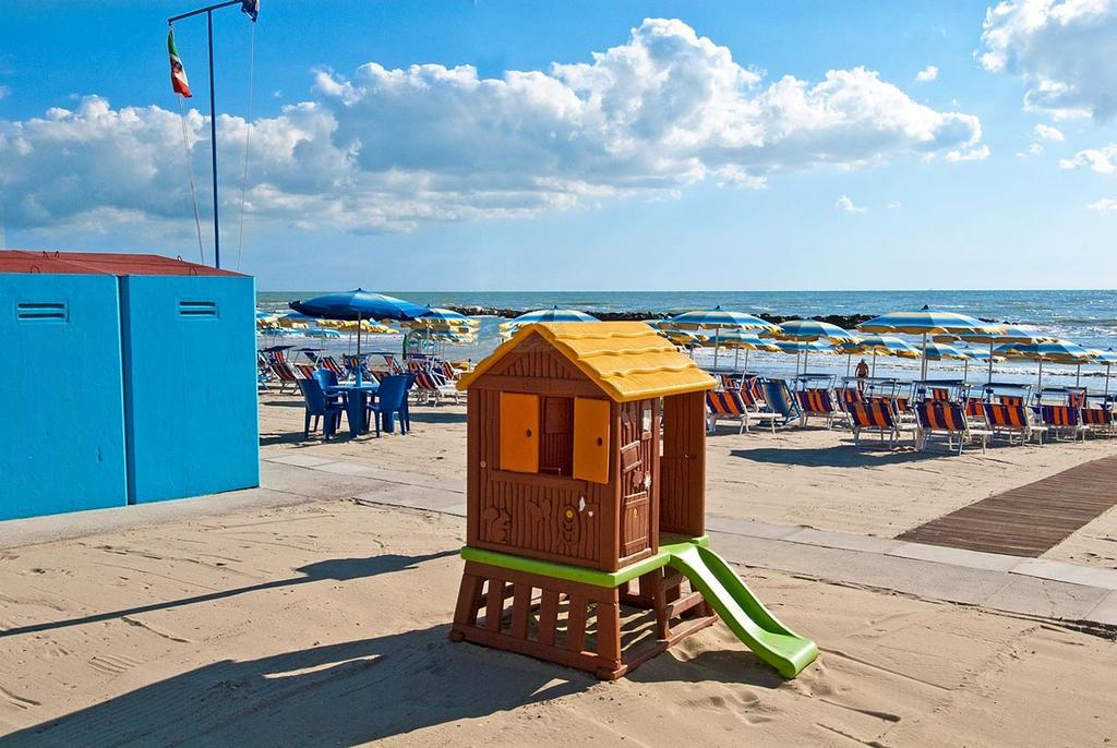 Hotel Europa Cupra Marittima Exteriér fotografie